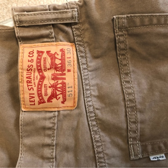 Light brown straight legged Levi’s 511 - Picture 3 of 3